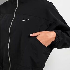 Nike Windbreaker Jacket